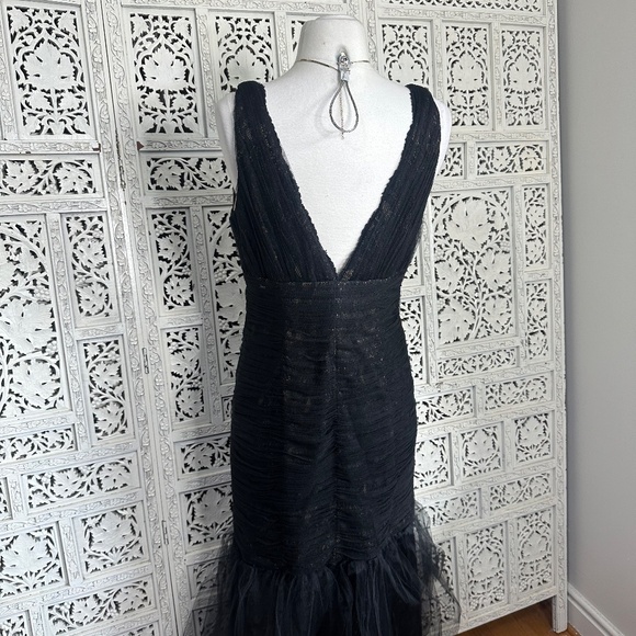 Monique Lhuillier ML Shirred Tulle Overlay Lace Trumpet Prom Dress V Neck Sz 10 - Picture 7 of 11
